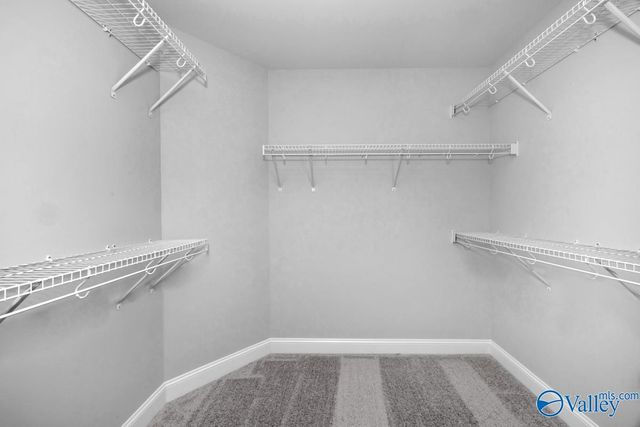 9504 Hampton Oak Drive SE, Owens Cross Roads, AL 35763