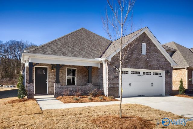 9504 Hampton Oak Drive SE, Owens Cross Roads, AL 35763