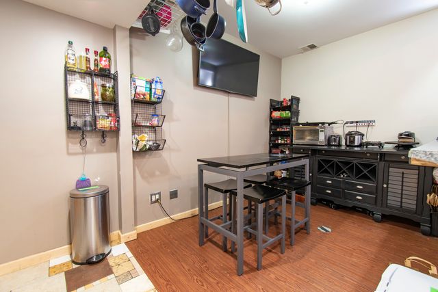 1715 Church Street 1715, Evanston, IL 60201