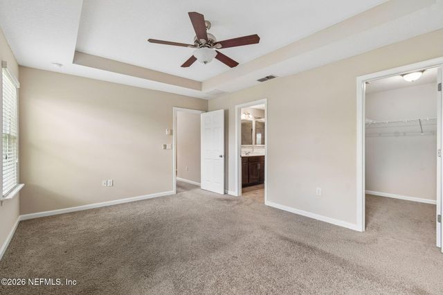 2529 CANEY OAKS Drive W, Jacksonville, FL 32218