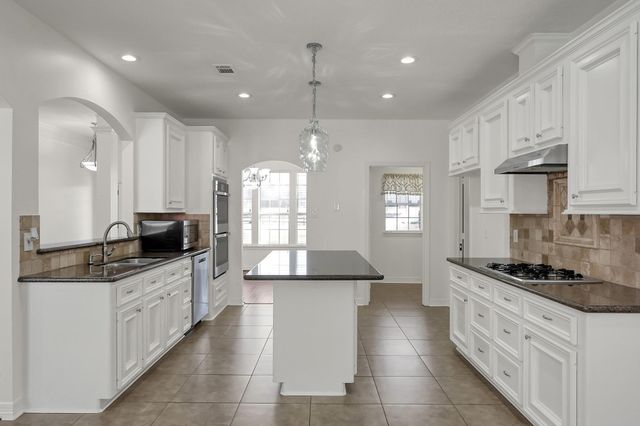 104 Fish Creek Thoroughfare, Montgomery, TX 77316