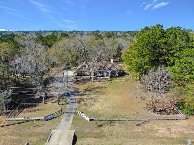 104 Fish Creek Thoroughfare, Montgomery, TX 77316
