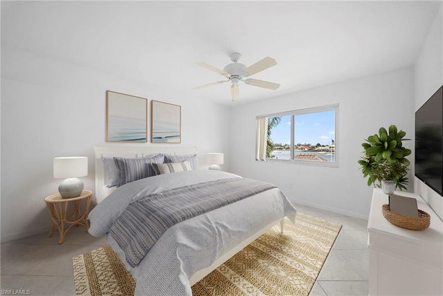 750 Elkcam CIR 312, Marco Island, FL 34145