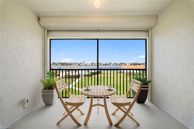 750 Elkcam CIR 312, Marco Island, FL 34145