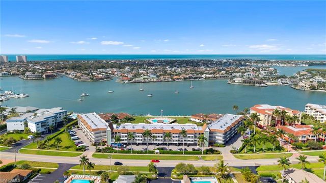 750 Elkcam CIR 312, Marco Island, FL 34145