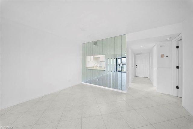 750 Elkcam CIR 312, Marco Island, FL 34145