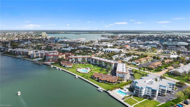 750 Elkcam CIR 312, Marco Island, FL 34145