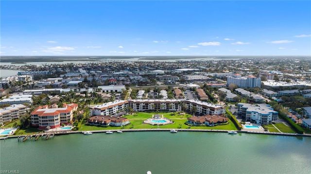 750 Elkcam CIR 312, Marco Island, FL 34145