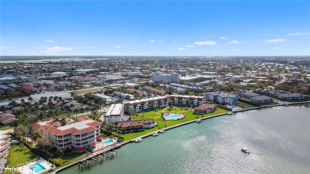 750 Elkcam CIR 312, Marco Island, FL 34145