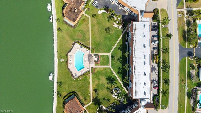 750 Elkcam CIR 312, Marco Island, FL 34145