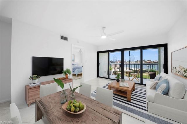 750 Elkcam CIR 312, Marco Island, FL 34145