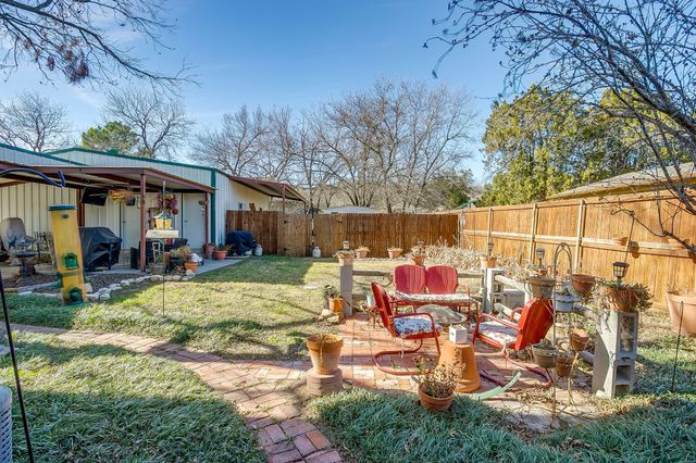 503 NW 4th Avenue, Mineral Wells, TX 76067