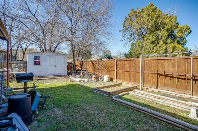 503 NW 4th Avenue, Mineral Wells, TX 76067