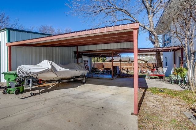 503 NW 4th Avenue, Mineral Wells, TX 76067