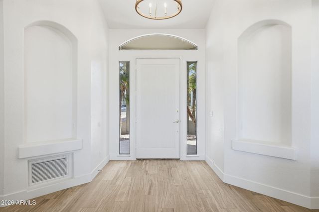 16344 E BAINBRIDGE Avenue, Fountain Hills, AZ 85268