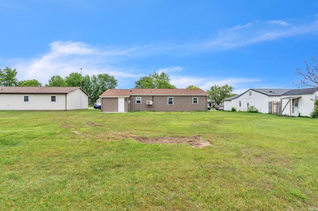 312 Alamosa Drive, Kendallville, IN 46755