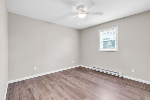 312 Alamosa Drive, Kendallville, IN 46755