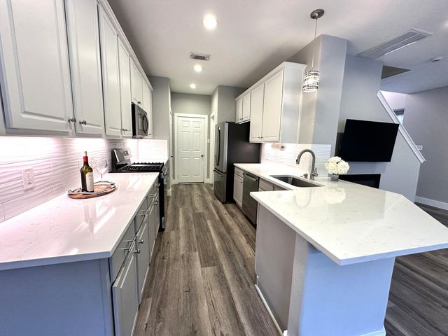 46 Summerhaze Circle, The Woodlands, TX 77382