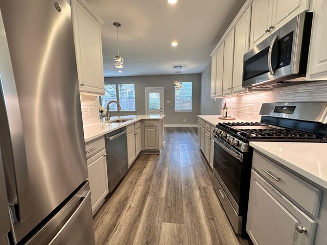 46 Summerhaze Circle, The Woodlands, TX 77382