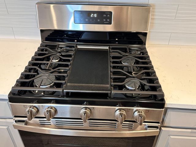 46 Summerhaze Circle, The Woodlands, TX 77382