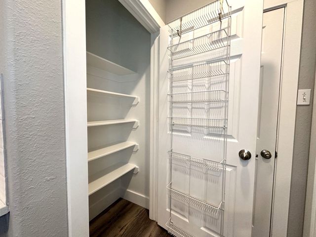 46 Summerhaze Circle, The Woodlands, TX 77382