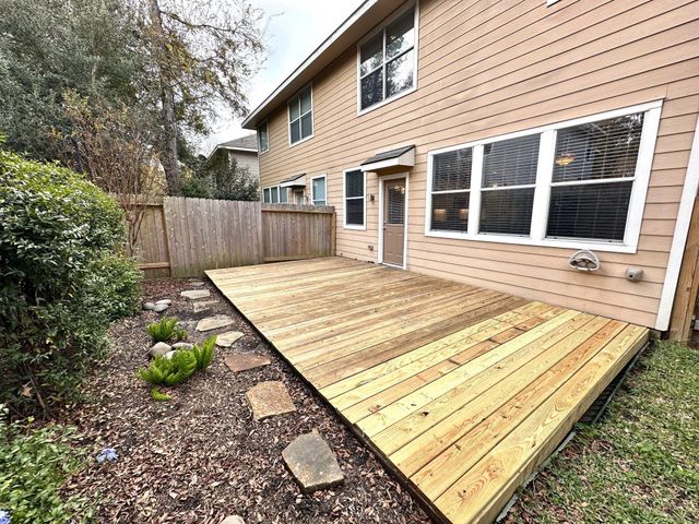 46 Summerhaze Circle, The Woodlands, TX 77382