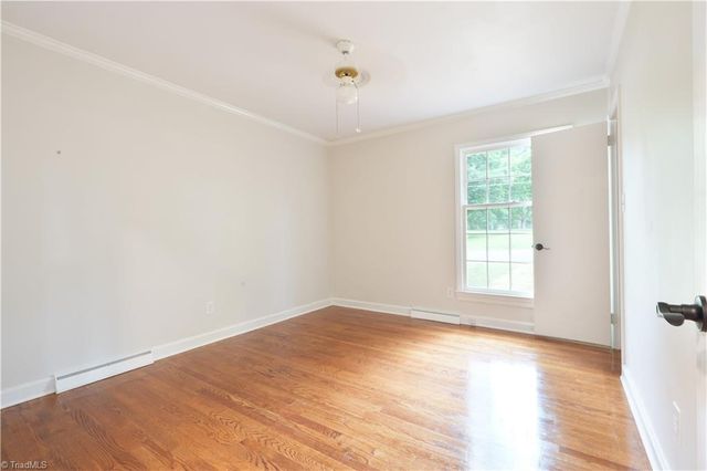215 Raeford Avenue, Lexington, NC 27292