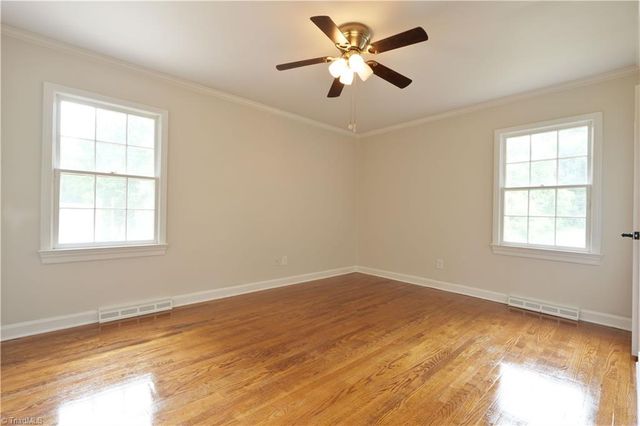 215 Raeford Avenue, Lexington, NC 27292