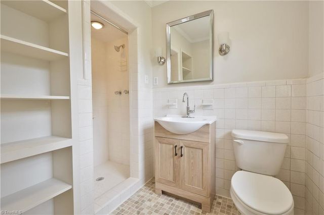 215 Raeford Avenue, Lexington, NC 27292