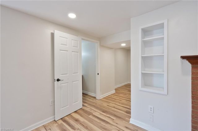 215 Raeford Avenue, Lexington, NC 27292