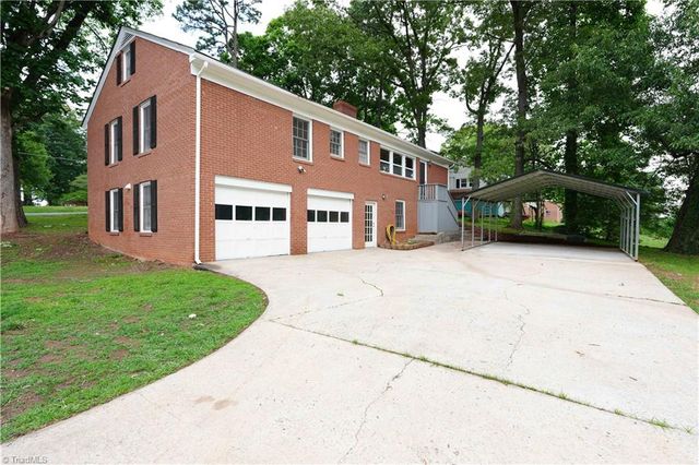 215 Raeford Avenue, Lexington, NC 27292