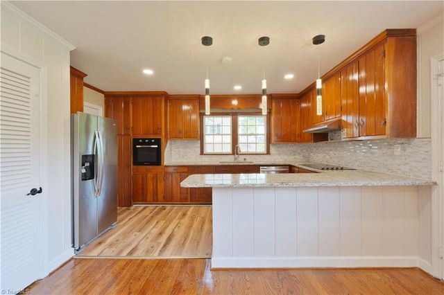215 Raeford Avenue, Lexington, NC 27292