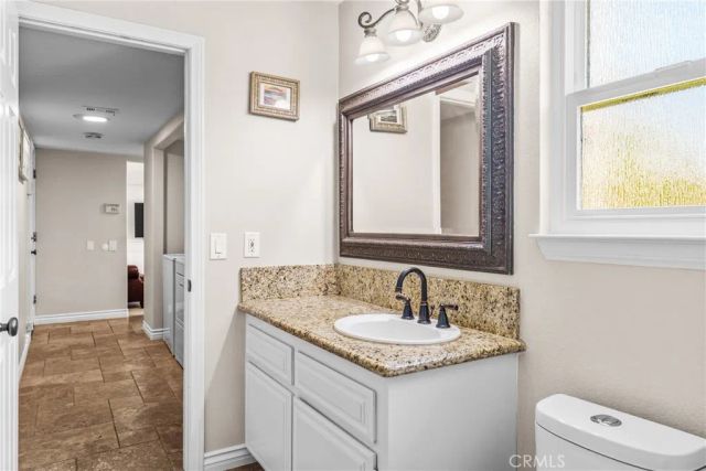 711 Afton Court, Redlands, CA 92374