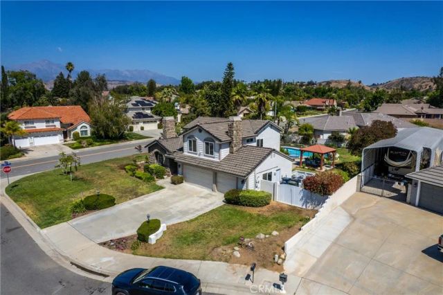 711 Afton Court, Redlands, CA 92374