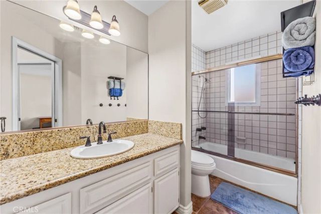 711 Afton Court, Redlands, CA 92374