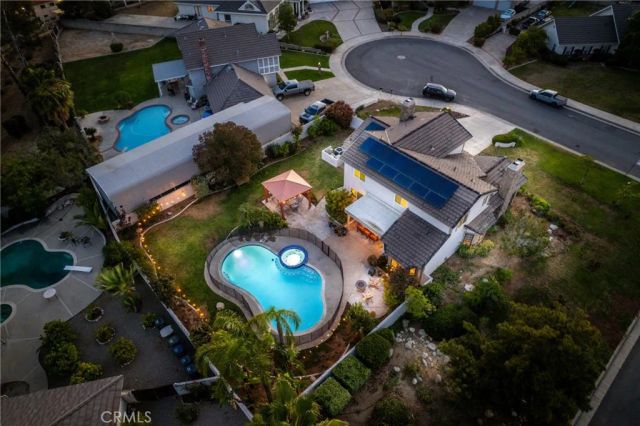 711 Afton Court, Redlands, CA 92374