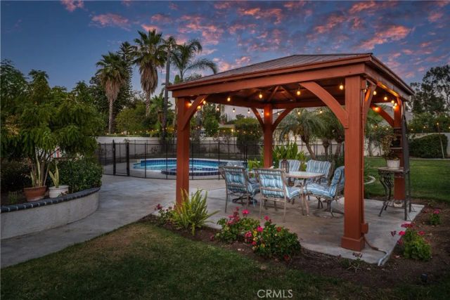 711 Afton Court, Redlands, CA 92374