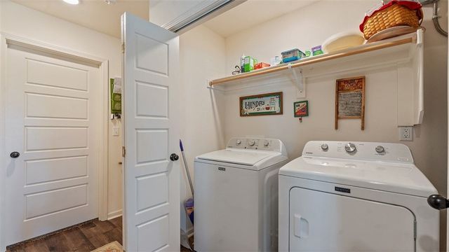 303 Fieldstone Circle, Gravette, AR 72736