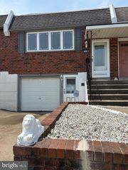 3314 ELLISTON CIRCLE, Philadelphia, PA 19114