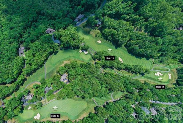 104 Smokehouse Way, Burnsville, NC 28714