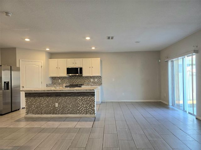 1378 FOX SQUIRREL DRIVE, Davenport, FL 33897