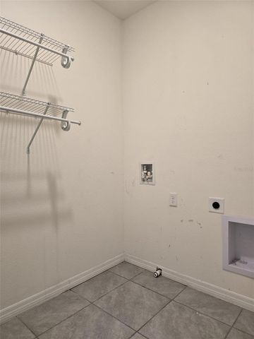 1378 FOX SQUIRREL DRIVE, Davenport, FL 33897