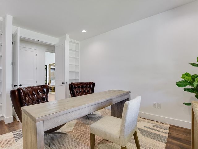 2411 Cherry LN, Kingsland, TX 78639