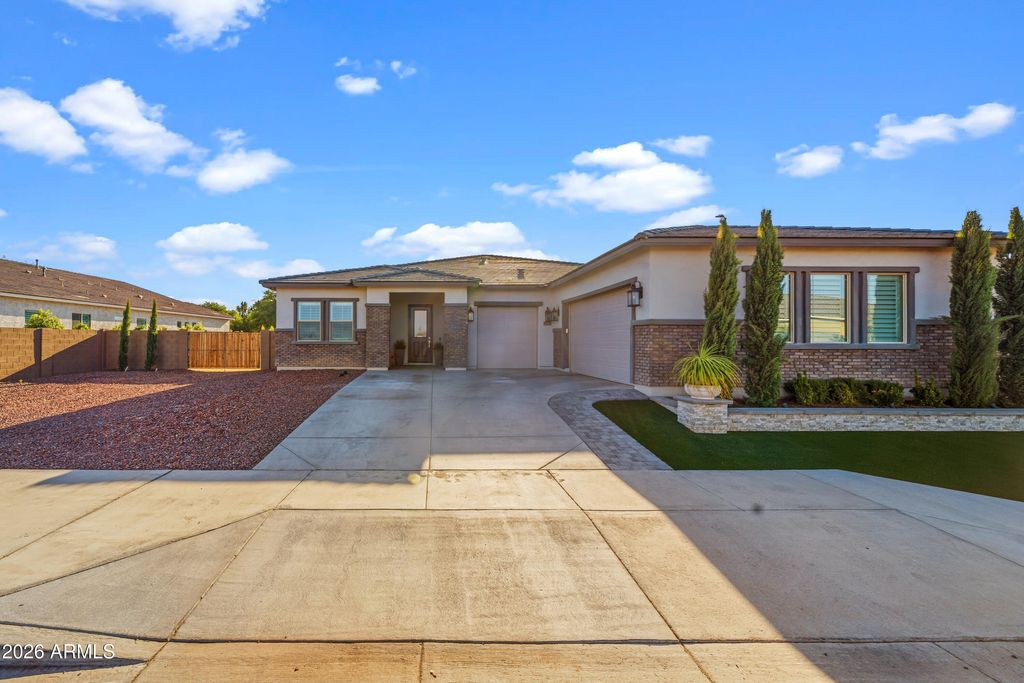 5276 N 182ND Lane, Litchfield Park, AZ 85340