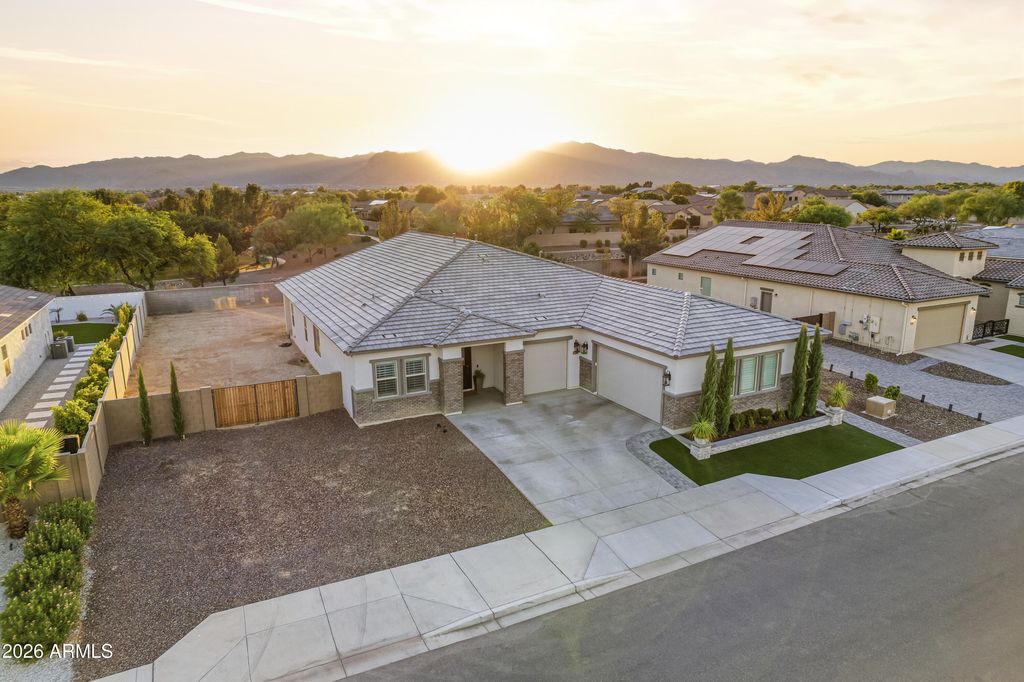 5276 N 182ND Lane, Litchfield Park, AZ 85340 — photo 3