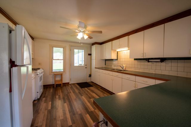 1190 Meadow Road, Tawas City, MI 48763