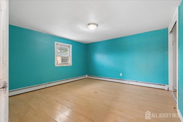 37 Hensler Lane, Sayreville, NJ 08872