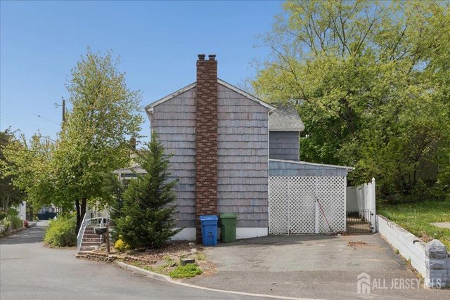37 Hensler Lane, Sayreville, NJ 08872