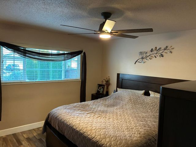 3617 E Fairmont Avenue, Fresno, CA 93726