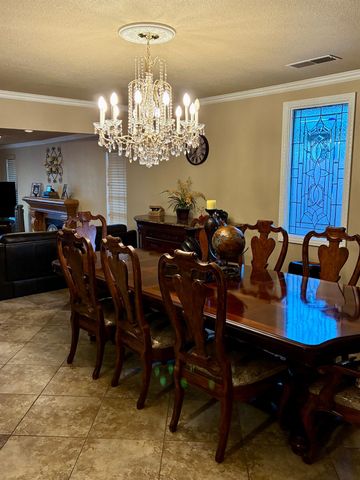 3617 E Fairmont Avenue, Fresno, CA 93726